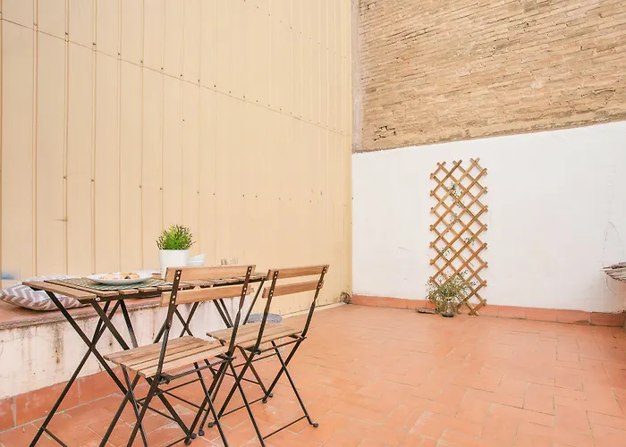 Flateli Center 2 Χιρόνα